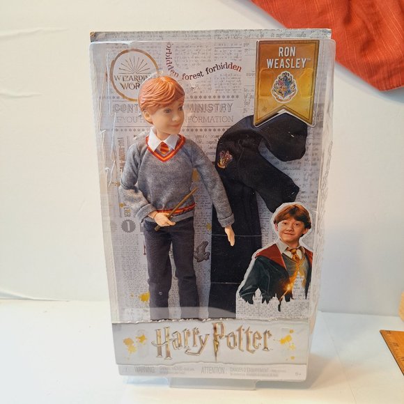 HARRY POTTER RON WEASLEY ACTION FIGURE DOLL HOGWARTS WIZARDING WORLD 10.5" - Picture 1 of 12